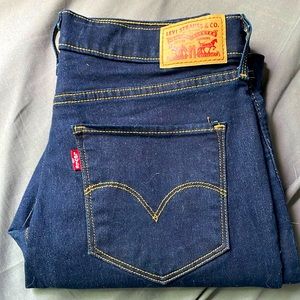 Levi Strauss 311 shaping skinny jeans size 29